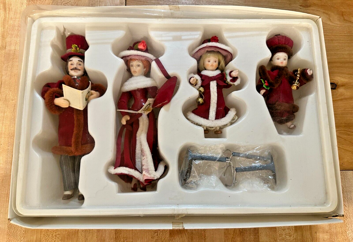 VTG Kurt Adler Santa Land Victorian Family Christmas Carolers
