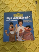 Random House Picturebacks Ser.: Sesame Street Sign Language ABC with Linda Bove