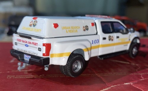Kitbash Ford F-350 HD Los Angeles County Fire Dept Urban Search and Rescue Squad - Picture 22 of 24