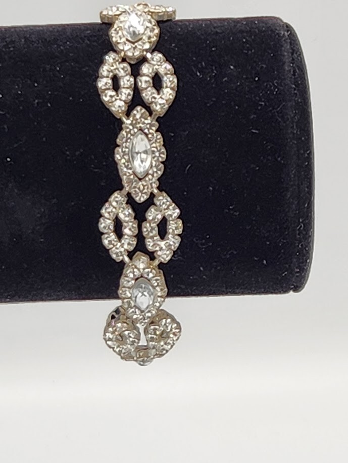 Beautiful Rhinestone Statement Bracelet - image 1