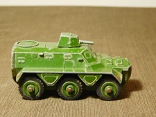VINTAGE ARMY MINIATURE TOY 3 1/4" DINKY TOYS METAL ARMOURED PERSONNEL CARRIER