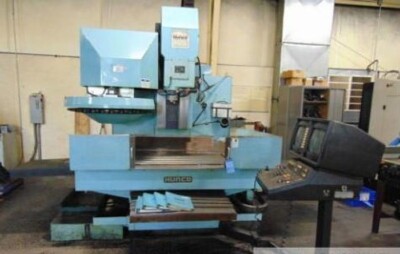 BMC-40 HURCO 3-AXIS CNC BED-TYPE VERTICAL MACHINING CENTER  W/30-POSITION #30074