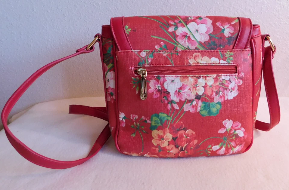 NUEVO Encantador Cartera Bandolera Charlie Rojo Floral Bloqueo Giratorio Solapa Bolsillos Internos Foto 2 de 4