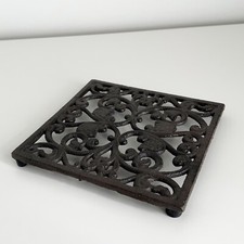 Trivet Cast Iron Vintage Pot Stand Kettle Saucepan Tea Pot Kitchen Worktop Saver