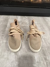 Steve Madden Lancer Blush Women s Sneakers Sz 9 Rubber nonskid sole. No Shoe Box