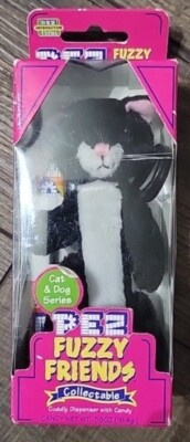 PEZ Fuzzy Friends Cat and Dog Series 2002 BOO THE CAT NIB