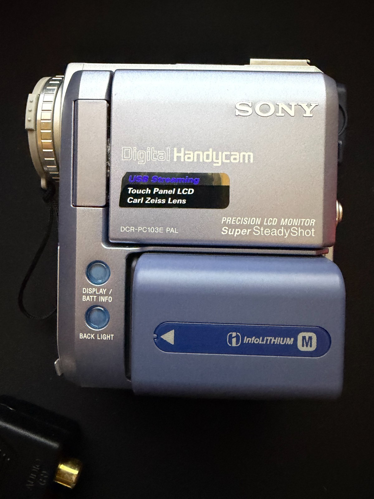 Sony Handycam DCR-PC103E Camcorder MiniDV Tape Video Cam Bundle Testato OK