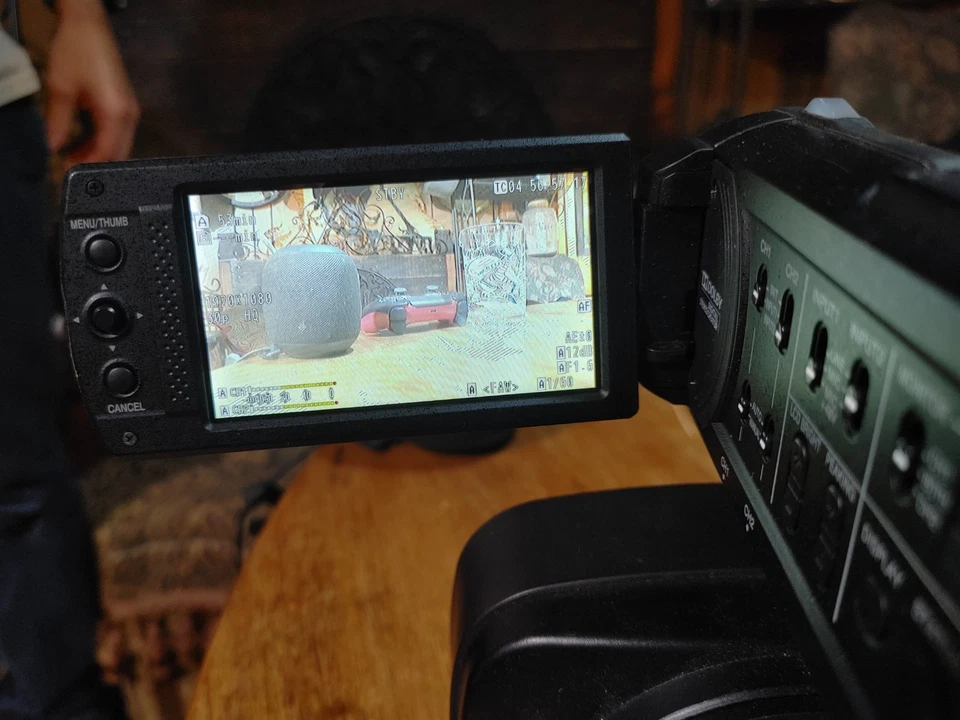 JVC GY-HM650U ProHD Mobile News Camera Dual SD Card TESTED - Image 2 of 4