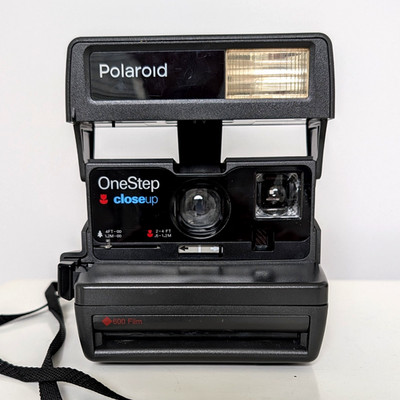 Vintage Polaroid One Step Close Up Instant 600 Film Camera UNTESTED
