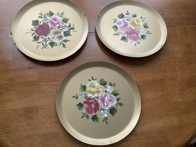Hand Painted Roses National Toleware x3 Hanging Plates