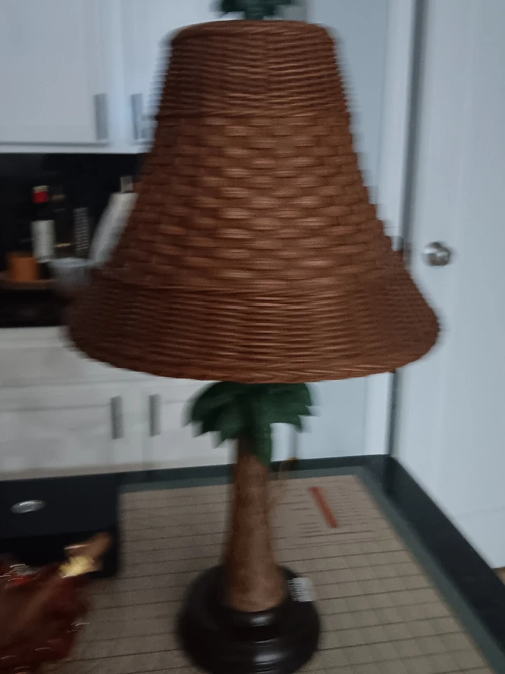 2 Vintage Papila Brown Palm Tree Table Lamps, with Wicker shades, Pre-owned  - Image 4 of 4