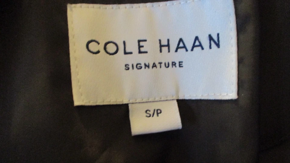 COLE HAAN GREEN PUFFER DESIGNER JACKET S - Image 4 of 4