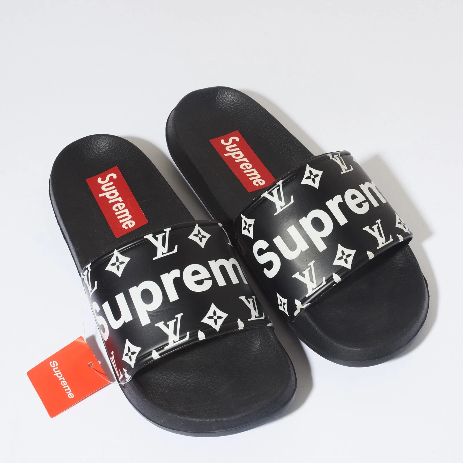 Supreme x LV Luis Vuitton   Diapositives   Neuf avec étiquettes   De Thaïlande   42 / 9