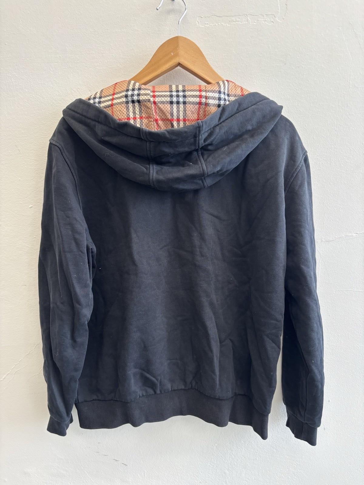 Authentic BURBERRY Reversible Nova Check London Z… - image 6