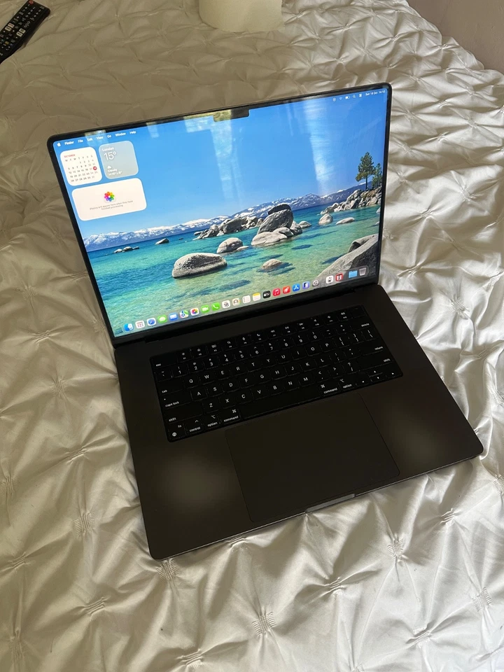 Apple MacBook Pro 16" M3 Max · 48GB · 1TB, photo 2 of 5