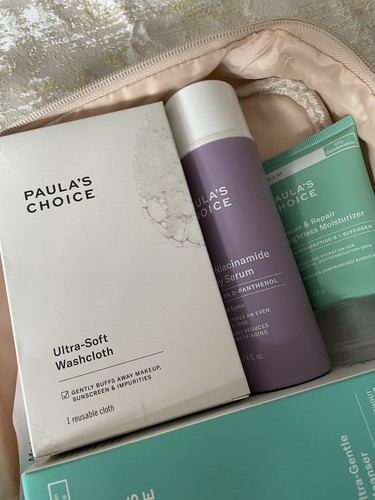 Paula’s Choice Skincare Kit - Picture 4 of 5