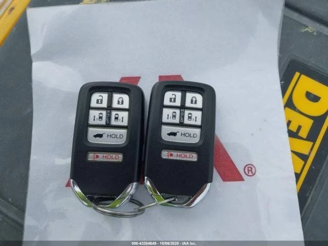 Used Wheel fits: 2014 Honda Odyssey 17x7 alloy 5 double spoke Grade B - Image 2 of 4