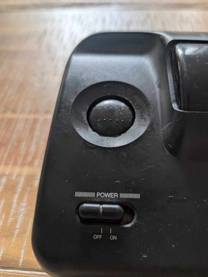 Sega Master System 2 Console AUS PAL-B(VV) - Model 3006-03 UNTESTED - SOLD AS IS - Image 4 of 4