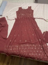 Asian Salwar Kamiz Suit