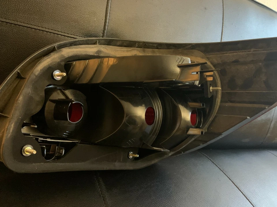 Подлинный левый задний фонарь 03–09 BMW 5 серии E60 525i 528i 530i E60 для водителя - Изображение 4 из 4