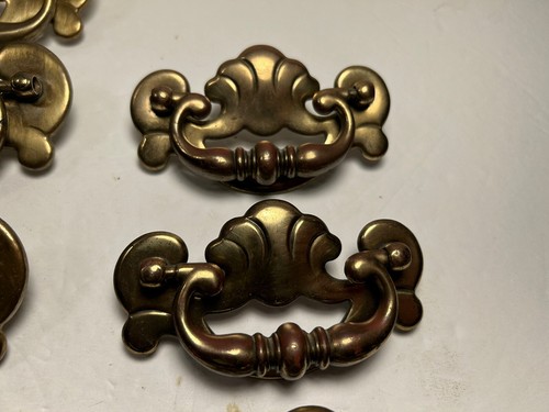 Lot Of 17 Vintage KBC2 Keeler Brass Co. Brass Dresser Furniture Drawer Pulls - Picture 8 of 19