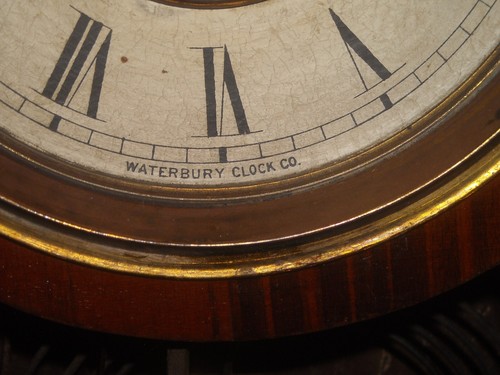 Sveglia vintage Waterbury 19" campanile time strike mantello funzionante - Foto 5 di 12