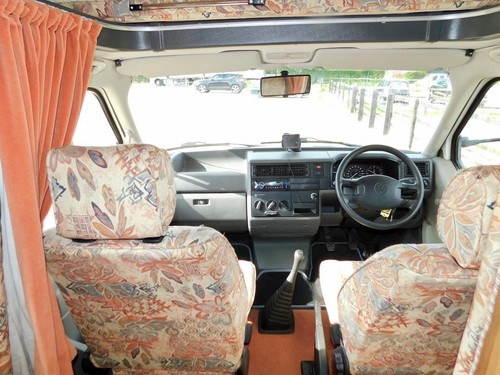 VW 2.4 diesel Compass Navigator 310 RL 4 Berth with Rear Lounge. - Picture 16 of 20
