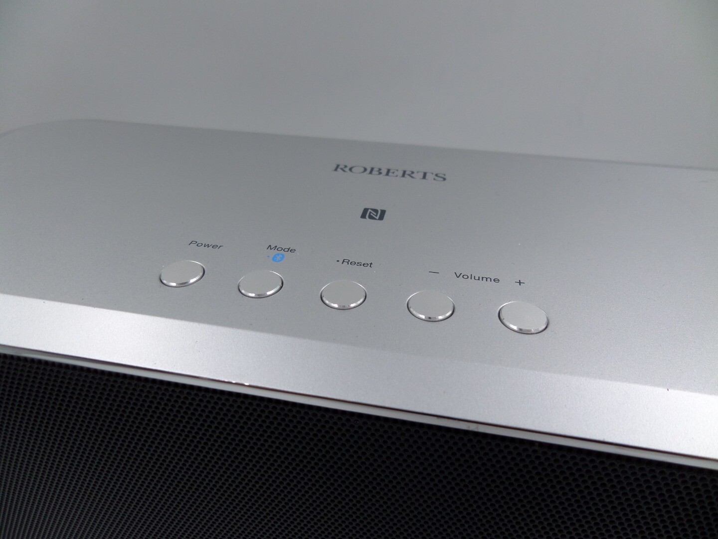 roberts bluetooth speaker s2