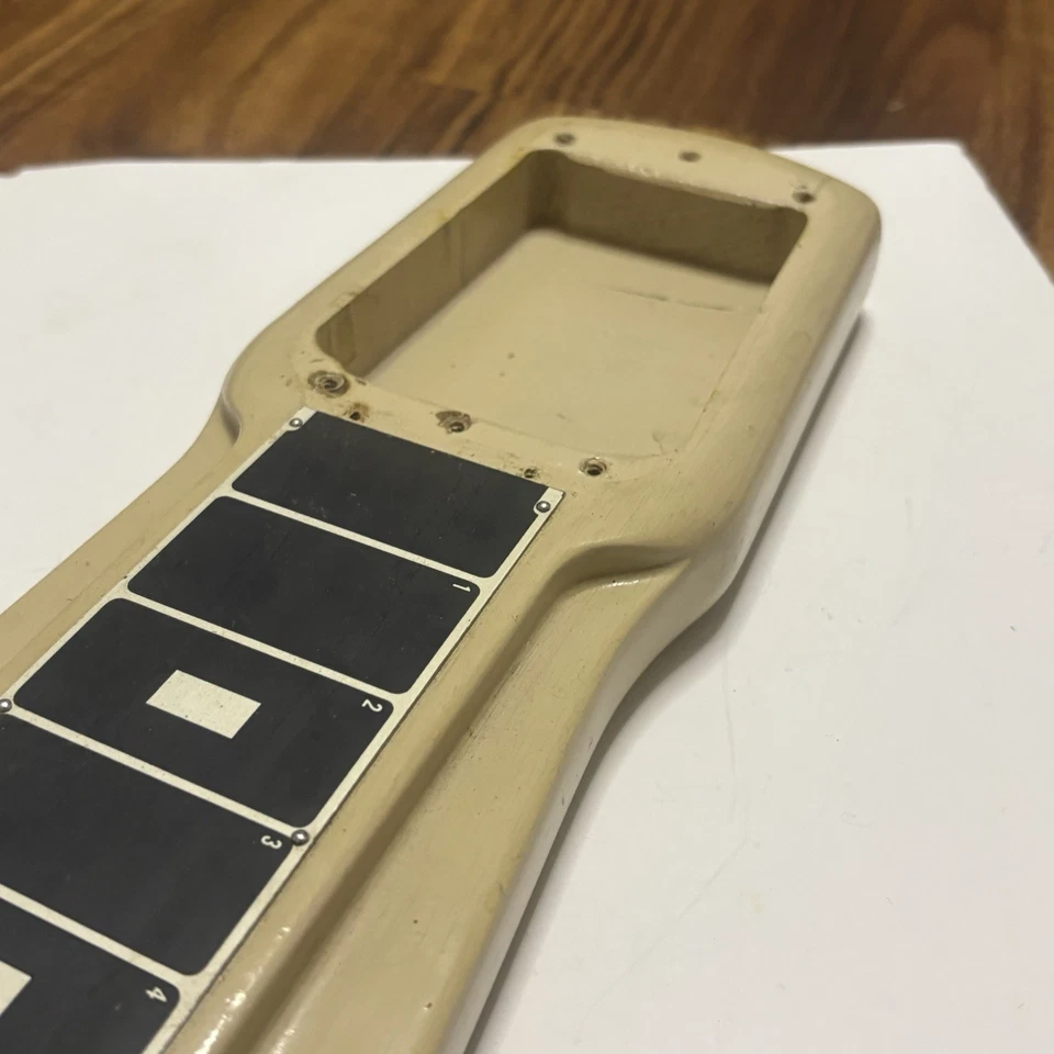 Guitarra Fender Champion Lap Steel Cuerpo Acabado Crema Primer Año 1949 RARA De Colección Foto 4 de 4