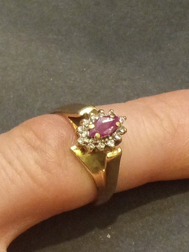 10K Yellow Gold Ruby and Diamond Ring Size 5.5 Circa 1980 - Picture 6 of 13