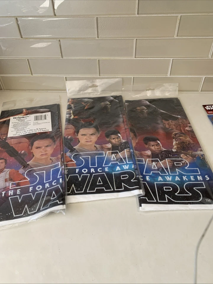 3 manteles decoración fiesta cumpleaños Jedi episodio VII Star Wars Force Awakens Foto 4 de 4