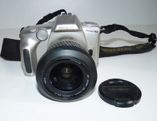 Appareil photo argentique reflex - Minolta Dynax 40 + AF Zoom 28-100mm 1:3.5-5.6