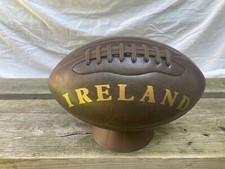 IRLANDIA piłka rugby w stylu skórzanym. Stojak opcjonalny Prezent dla fana rugby. Dzień Ojca