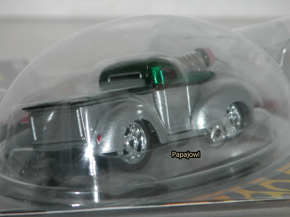 Muscle Machines Series 4 1941 Willys Hot Rod Pickup 41 Street Truck 1:64 S - Image 4 of 4