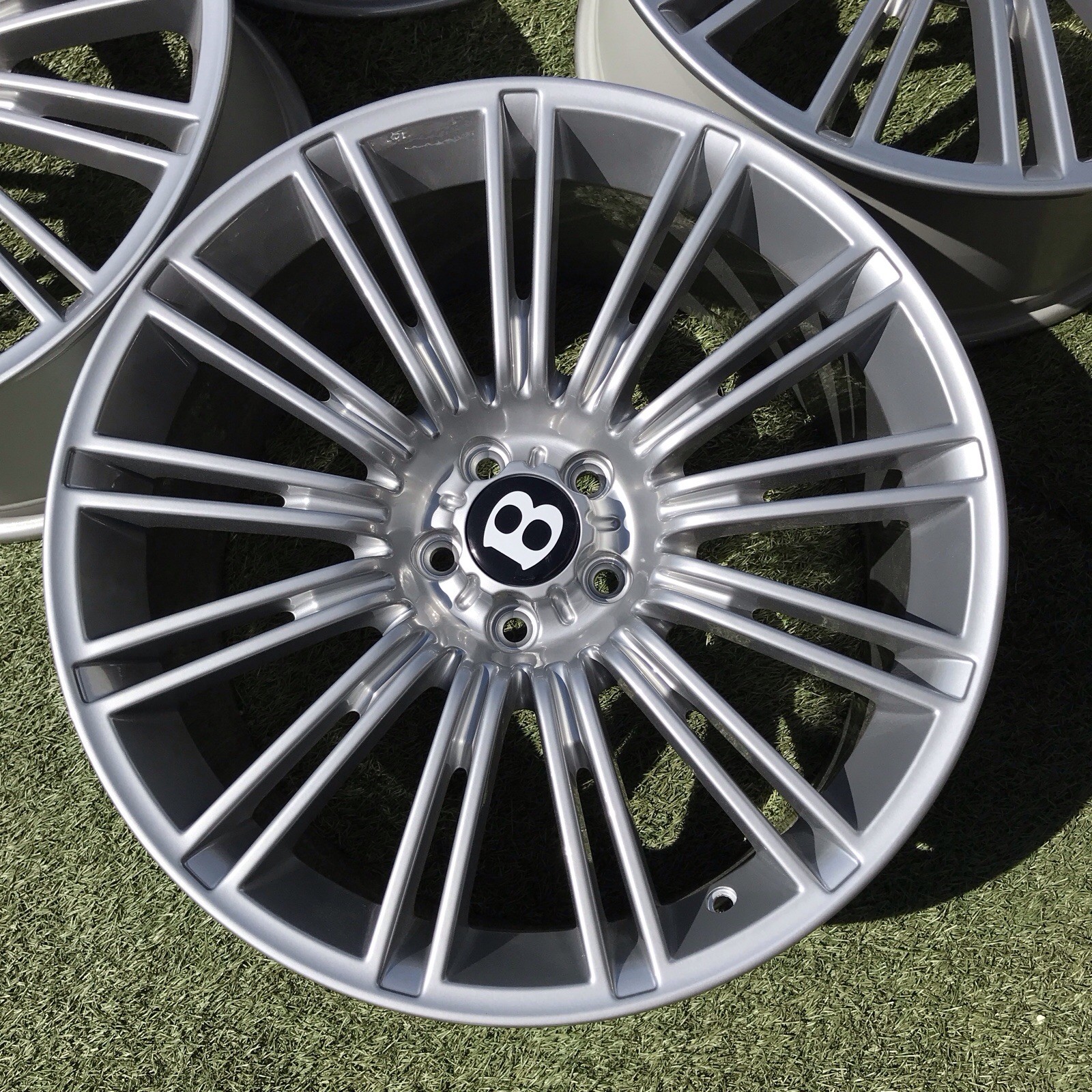Bentley Flying Spur Wheel P/N 3W0601025AR