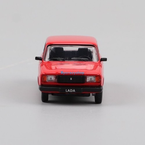 CR Perka 1:64 Red 1970 LADA 2105 Classic Vintage Model Diecast Metal Car - Picture 6 of 6
