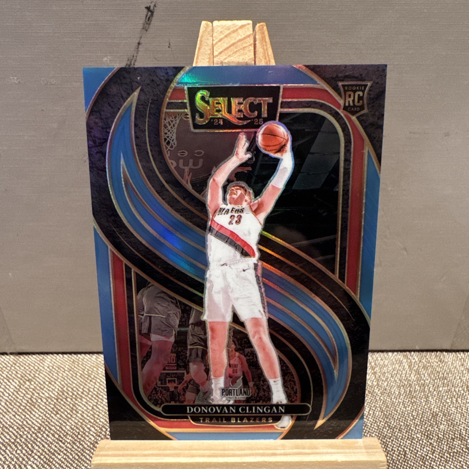 2024-25 Panini Select Premier Level Light Blue Donovan Clingan Rookie (RC) /299