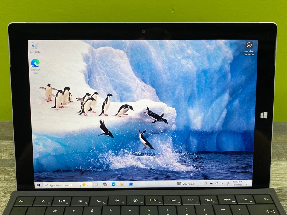 Microsoft Surface Pro 3 1645 Intel Atom X7 Z8700 4 GB Ram 128 GB SSD Windows 10 Foto 4 de 4