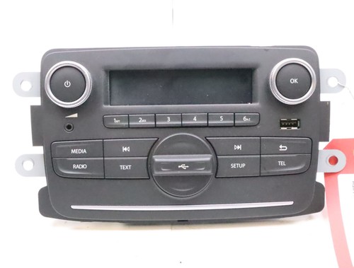 Autoradio occasion DACIA SANDERO II Phase 2 - 1.0i 75ch - - Foto 1 di 5