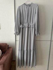 🥰 Maxikleid Modanisa Refka S/M Hellgrau Hellblau Rüschen Chiffon Hijab Abaya