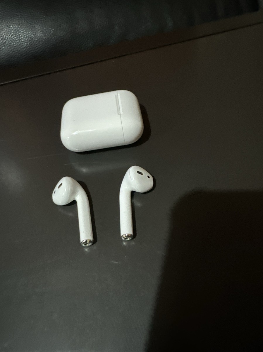 AirPods本体 ホワイト 一部損傷あり Apple Airpods 1st Gen Faulty? | eBay