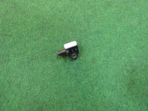Original Mercedes-Benz W176 A-Klasse Beschleunigungssensor A1668210151