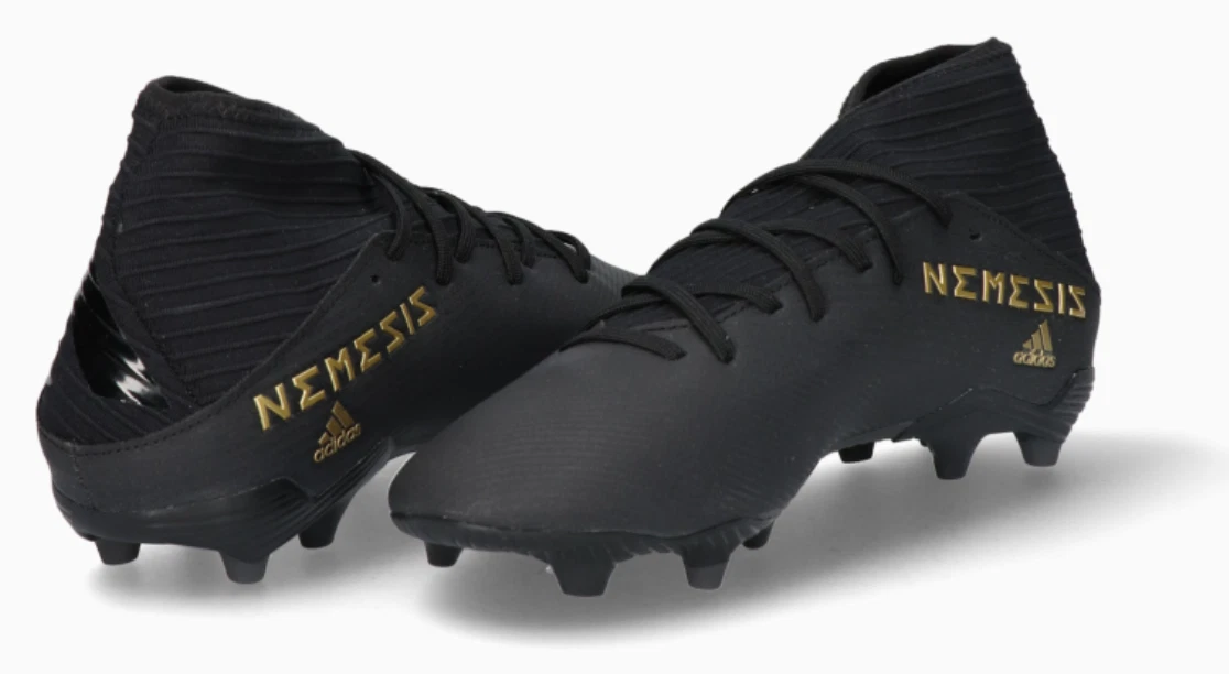 Nemeziz football hotsell boots black