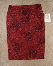 New LuLaRoe Cassie Skirt Small Red Floral Straight Pencil Stretch Pull On