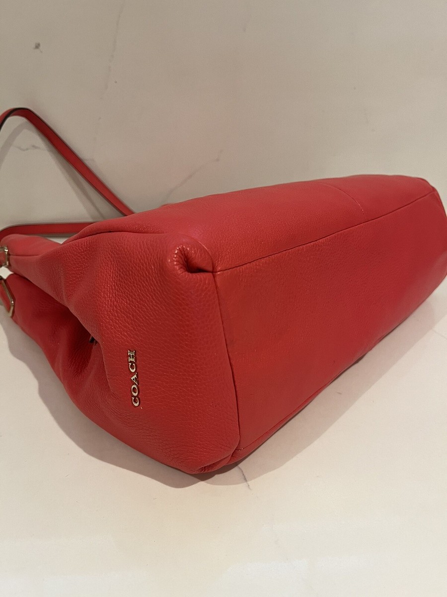 【美品】Coach Pink Salmon Hobo Shoulder Bag Coach Madison Salmon Pink Pebble Leather Hobo Shoulder Bag
