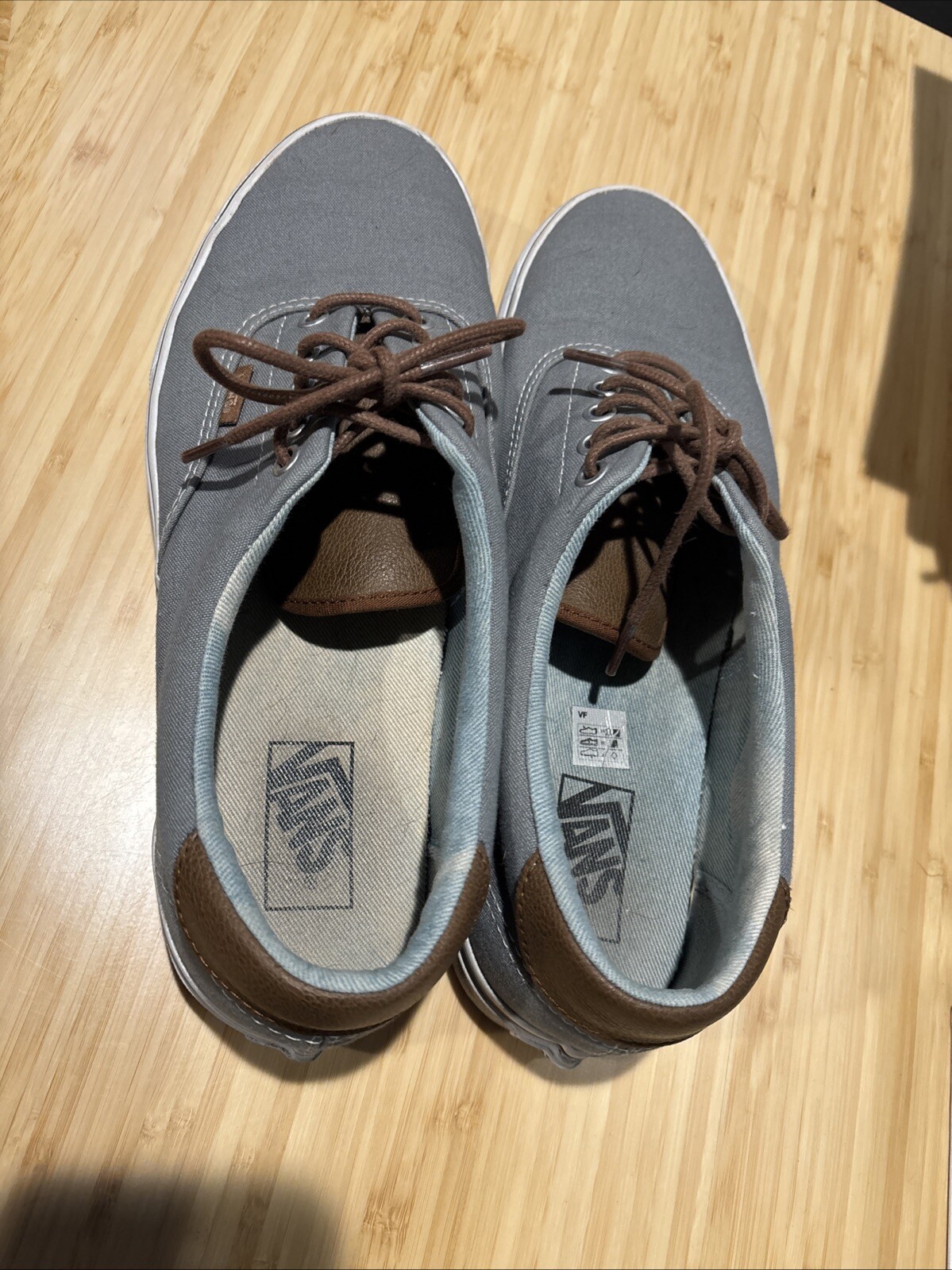 SAOLA Scarpe da ginnastica uomo Vans taglia 11 5 grigio e marrone marrone lacci delicatamente indossate