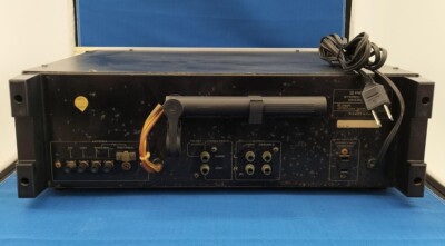 Junk Pioneer F-73 AM FM Audio Stereo Tuner Silver Audio output not