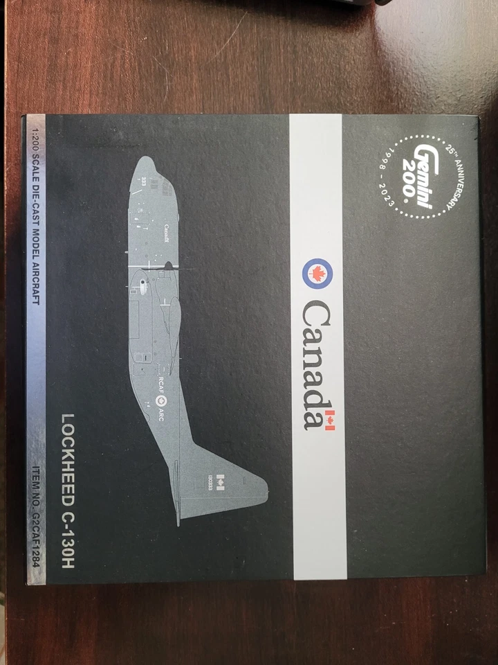 New limited edition, Gemini Jets 1:200 RCAF C130H Hercules diecast model - Image 3 of 3
