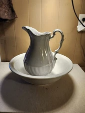 vintage ironstone pitcher and wash basin