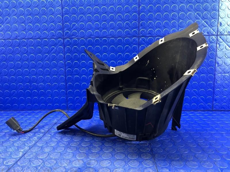 2016-2021 MCLAREN 570S REAR LEFT AUXILARY COOLING FAN MOTOR AIR DUCT 13L0194CP